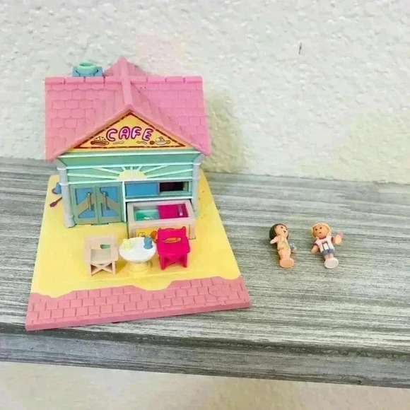 VINTAGE 1993 POLLY POCKET BLUEBIRD BEACH CAFE GETAWAY HOUSE POLLYVILLE PLAYSET - Picture 1 of 6